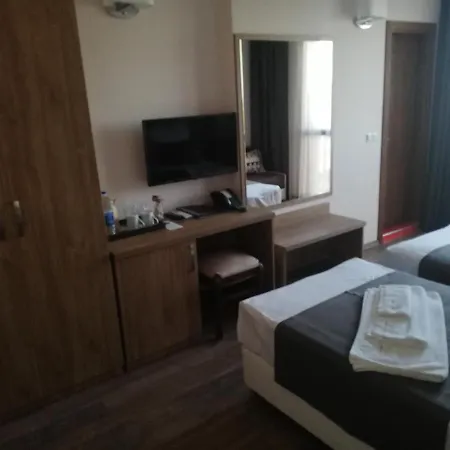 Vanilla, - Free Parking 3*