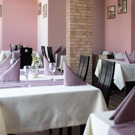 Vanilla, - Free Parking 酒店 3*