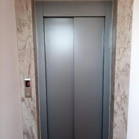 Vanilla, - Free Parking