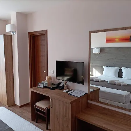 Vanilla, - Free Parking 3* 瓦爾納