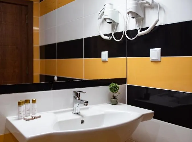 Vanilla, - Free Parking Хотел Варна