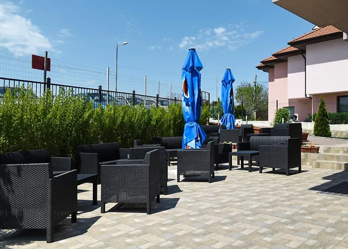 Vanilla, - Free Parking Хотел 3*