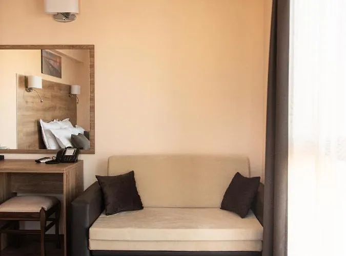 Vanilla, - Free Parking 3* Варна