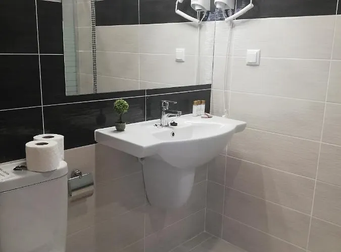 Vanilla, - Free Parking 3*