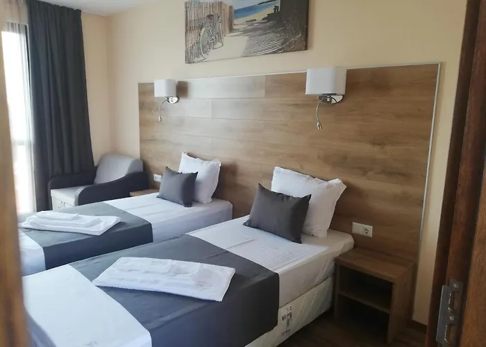 Vanilla, - Free Parking Хотел