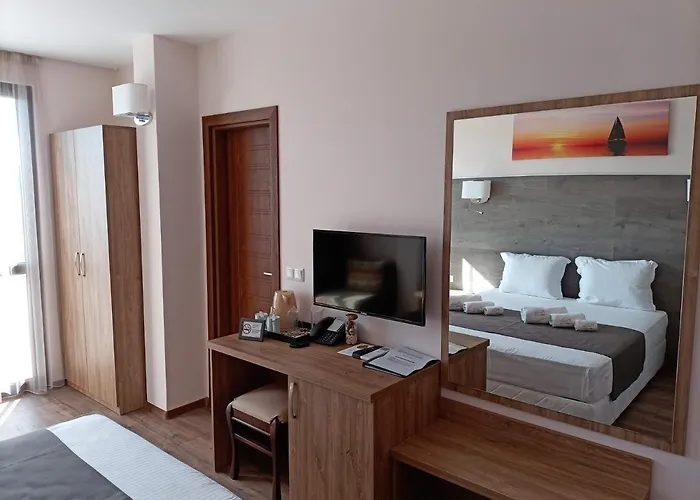 Vanilla, - Free Parking 3* Варна