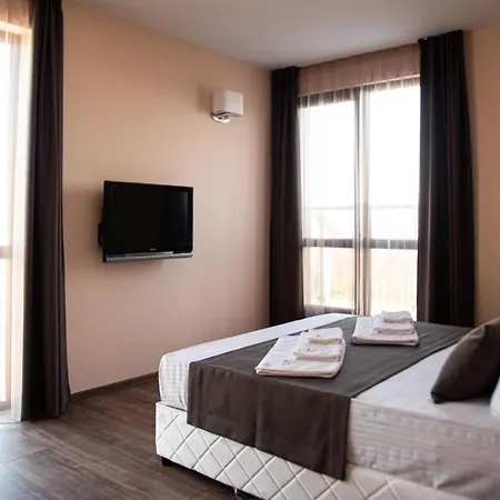 Vanilla, - Free Parking Varna