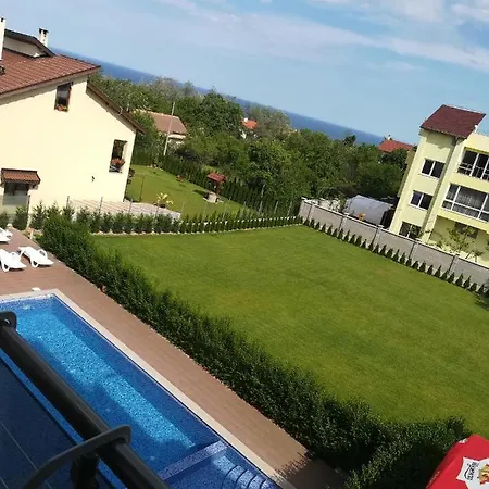 Vanilla, - Free Parking 3*