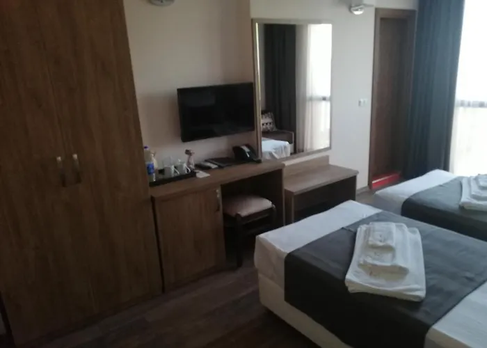 Vanilla, - Free Parking 3*