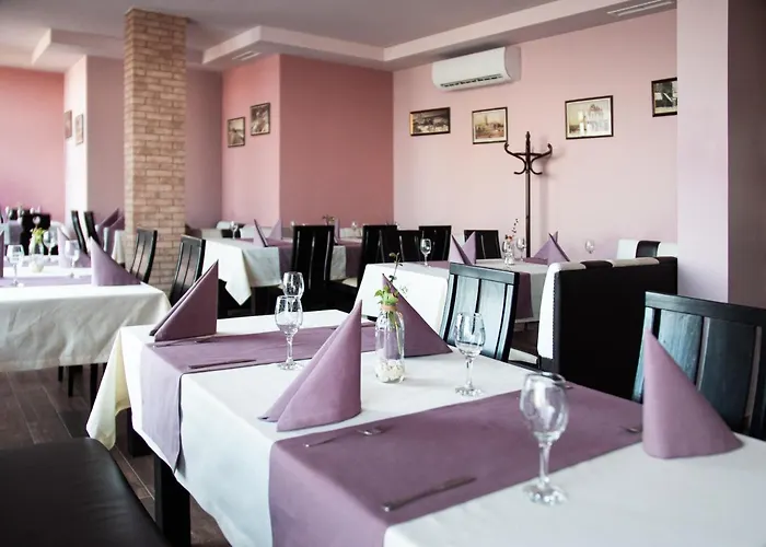 Vanilla, - Free Parking 3*